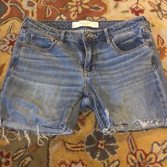 Abercrombie & Fitch Jean shorts - Picture 1 of 3
